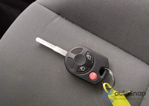 2014 Ford Escape Se из США, поврежденный, VIN 1FMCU9GX6EUD62161